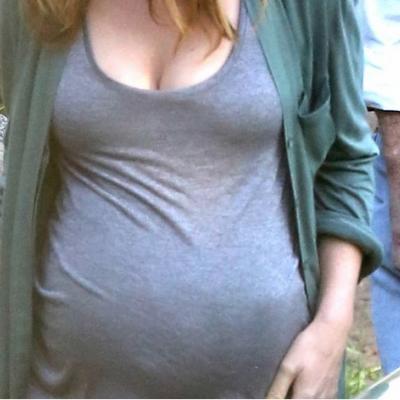 Ποια ηθοποιός υποδύεται την έγκυο;