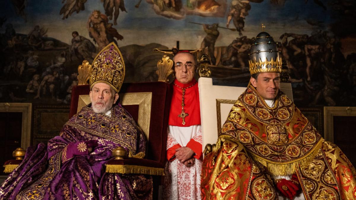 «Τhe New Pope»: Η αριστουργηματική σειρά του Πάολο Σορεντίνο στην οθόνη μας