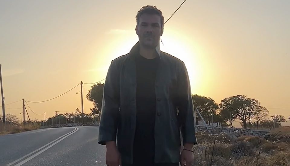 Γιώργος Σαμπάνης: Απόσπασμα από το νέο του τραγούδι γίνεται viral στο Τik Tok