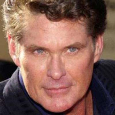 Αστείο βίντεο: Ο David Hasselhoff τραγουδά το Fresh Prince of Bel Air