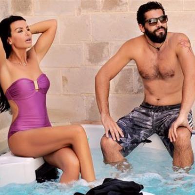 Νίνα Λοτσάρη: Με τον πρώην σύζυγό της στο υδρομασάζ