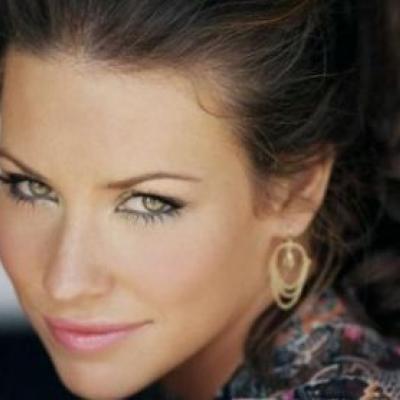 Η Evangeline Lilly σε μία μοναδική φωτογράφιση!