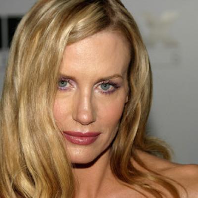 Δείτε πως είναι σήμερα η πάλαι ποτέ σέξι Daryl Hannah