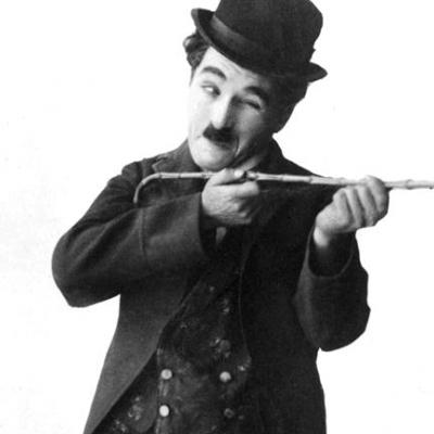 Έχετε δει ποτέ τον Charlie Chaplin χωρίς το μακιγιάζ του;
