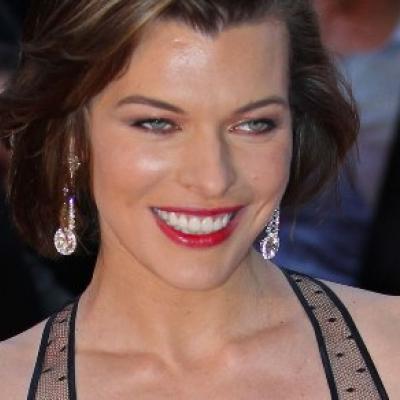 H Milla Jovovich έχει να μας ανακοινώσει μερικά καλά αλλά και μερικά κακά νέα!