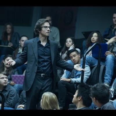 Ο Mark Wahlberg και ο John Goodman σε απόσπασμα απ’ το «The Gambler»