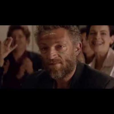 Ο Vincent Cassel στο ατμοσφαιρικό «Partisan»