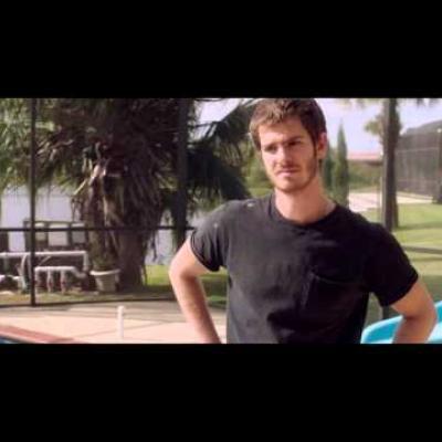 Ο Andrew Garfield χάνει το σπίτι του σε άλλο ένα trailer για το «99 Homes»