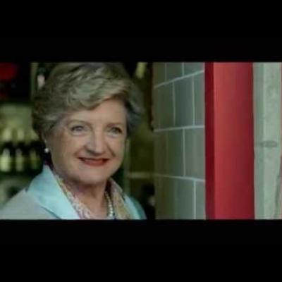 The Casual Vacancy trailer - Το βιβλίο της J.K Rowling που έγινε τηλεοπτική σειρά.