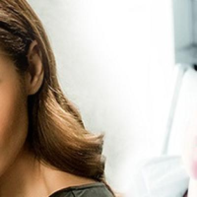 Δυο φωνές Ευρυδίκη και Ηρώ σε μια μουσική σκηνή