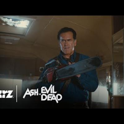 Ο Bruce Campbell φορά τη μασέλα και σκοτώνει ζόμπι στο Comic-Con trailer του «Ash vs. Evil Dead»