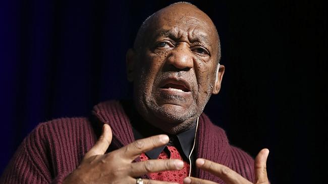 Ο Bill Cosby παραδέχτηκε πως είχε ναρκώσει τουλάχιστον μια γυναίκα για να κάνει σεξ μαζί της