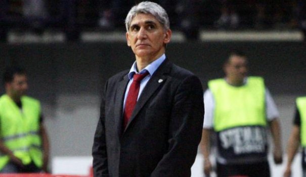 Δύσκολες ώρες για τον Παναγιώτη Γιαννάκη