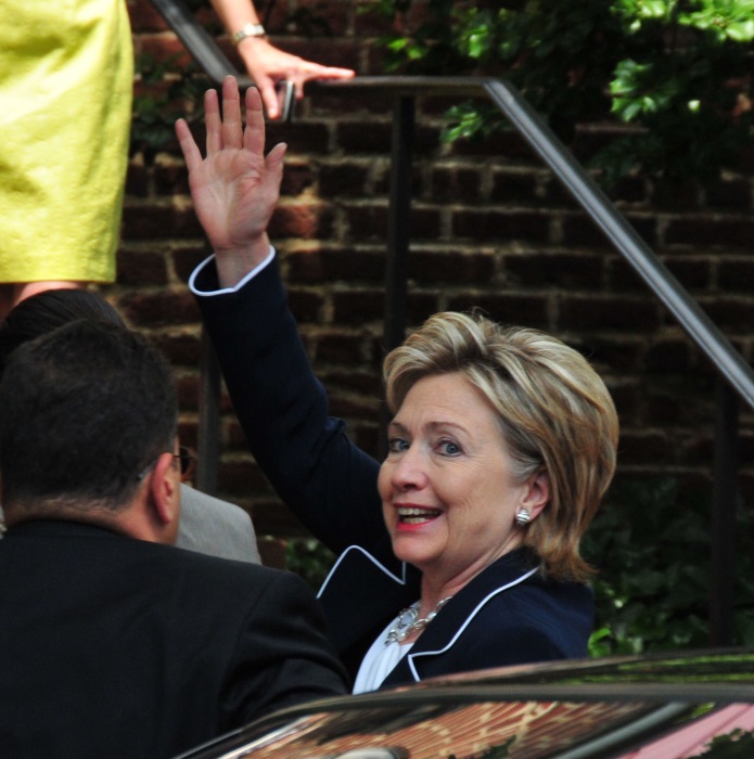H Hillary Clinton «επιστρατεύει» το… Hollywood για την προεκλογική της καμπάνια