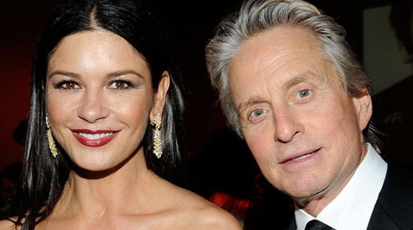 Catherine Zeta Jones - Michael Douglas: Γιόρτασαν 17 χρόνια γάμου