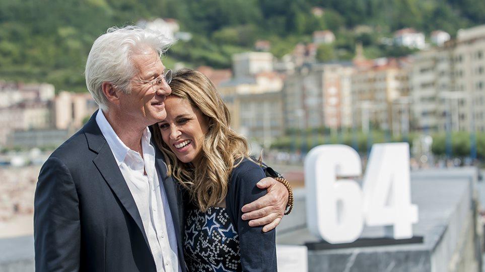 Ο 68χρονος Richard Gere  παντρεύτηκε την 35χρονη σύντροφό του 