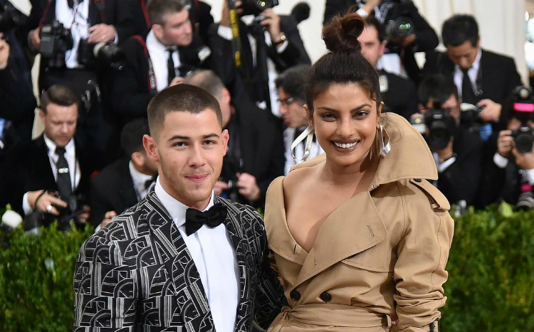 To σχόλιο του Nick Jonas στην φωτογραφία της Priyanka Chopra