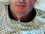 Στο νοσοκομείο γνωστός παρουσιαστής! Η φωτογραφία που σόκαρε τους διαδικτυακούς του φίλους