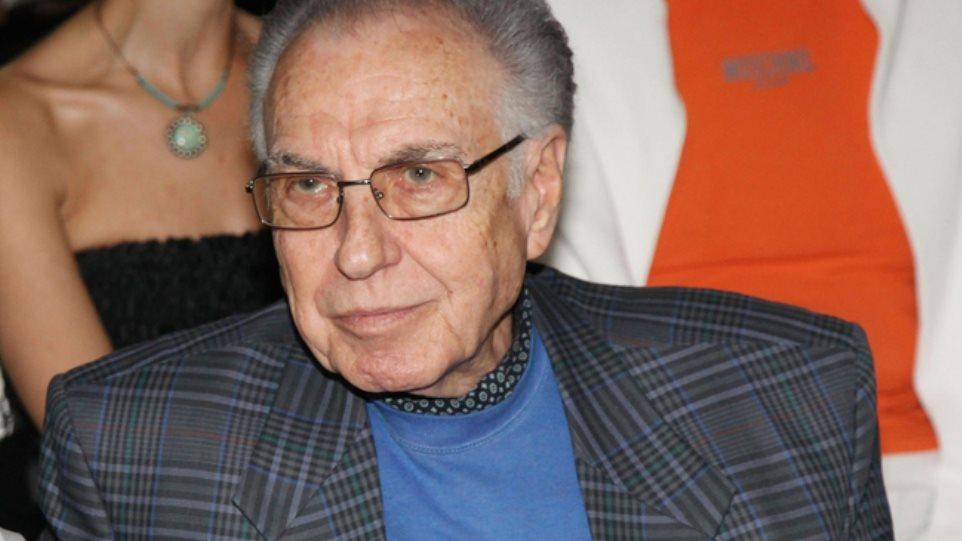 Έφυγε από τη ζωή ο ηθοποιός Τρύφωνας Καρατζάς 
