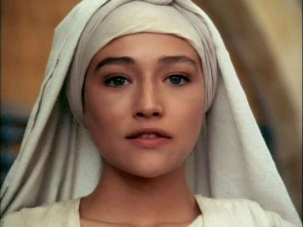 ''Ο Ιησούς από τη Ναζαρέτ'': Έτσι είναι σήμερα η ηθοποιός που ενσάρκωσε την Παναγία