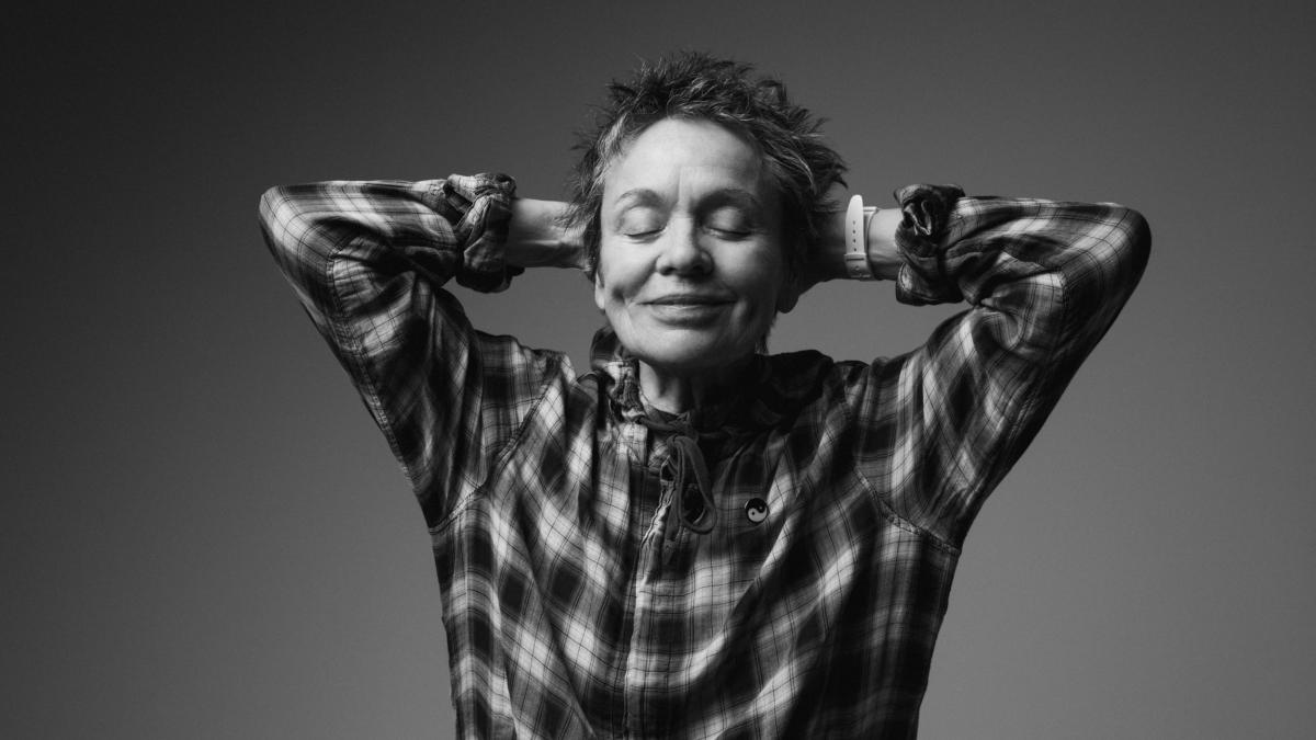 Η πρωτοπόρος Laurie Anderson έρχεται στο Ηρώδειο