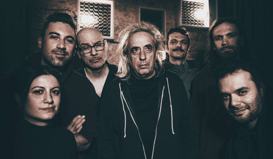 «Ηλεκτρική καρέκλα» στο Ηρώδειο με τον Γιάννη Αγγελάκα και τους 100°C