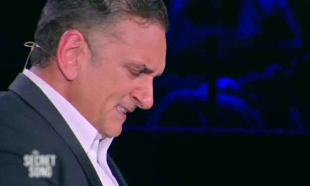 Νίκος Ψαρράς: Ξέσπασε σε λυγμούς με την έκπληξη στο «Secret Song»