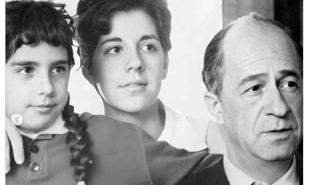 Έφυγε από τη ζωή η κόρη του Μίμη Φωτόπουλου, η γνωστή εικαστικός Άννα Φωτοπούλου
