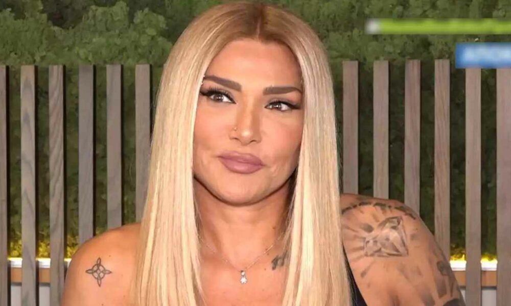 Αγγελική Ηλιάδη: «Έχω δεχτεί σεξουαλική παρενόχληση από τον παραγωγό της δισκογραφικής εταιρείας μου»