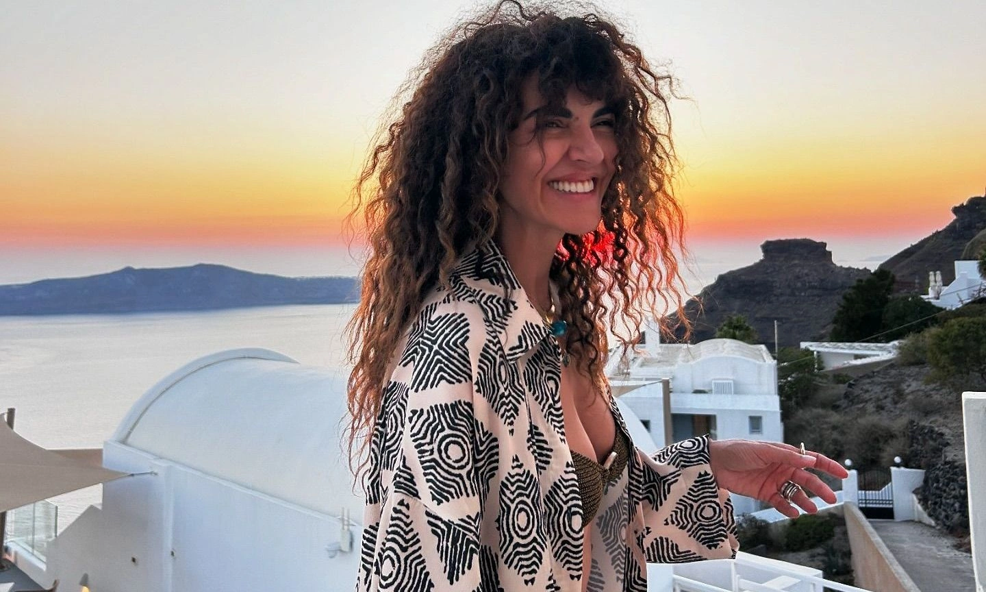 Σολωμού: Το νέο lοοκ για τις διακοπές της θα σε εντυπωσιάσει