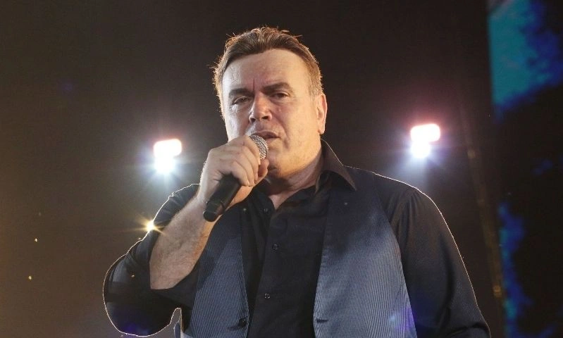 Μανώλης Λιδάκης: Το πρώτο μήνυμα μετά την επέμβαση και το «ευχαριστώ»