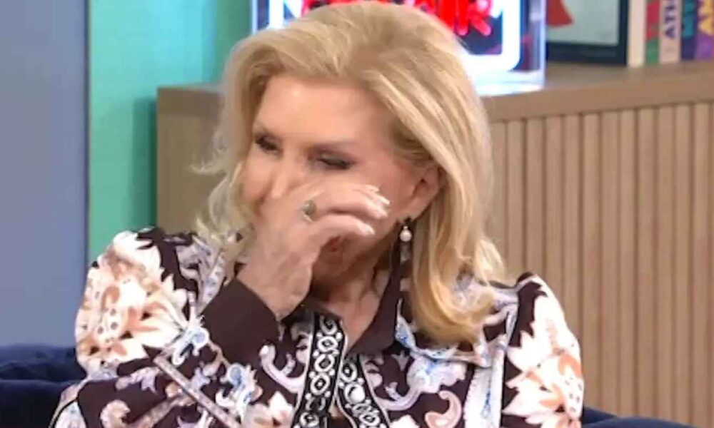 «Λύγισε» η Λίτσα Πατέρα: «Τα τελευταία δύο χρόνια στεναχωρήθηκα»