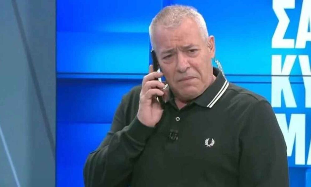 Νίκος Μάνεσης: Το τηλεφώνημα έκπληξη που δέχθηκε στον αέρα της εκπομπής