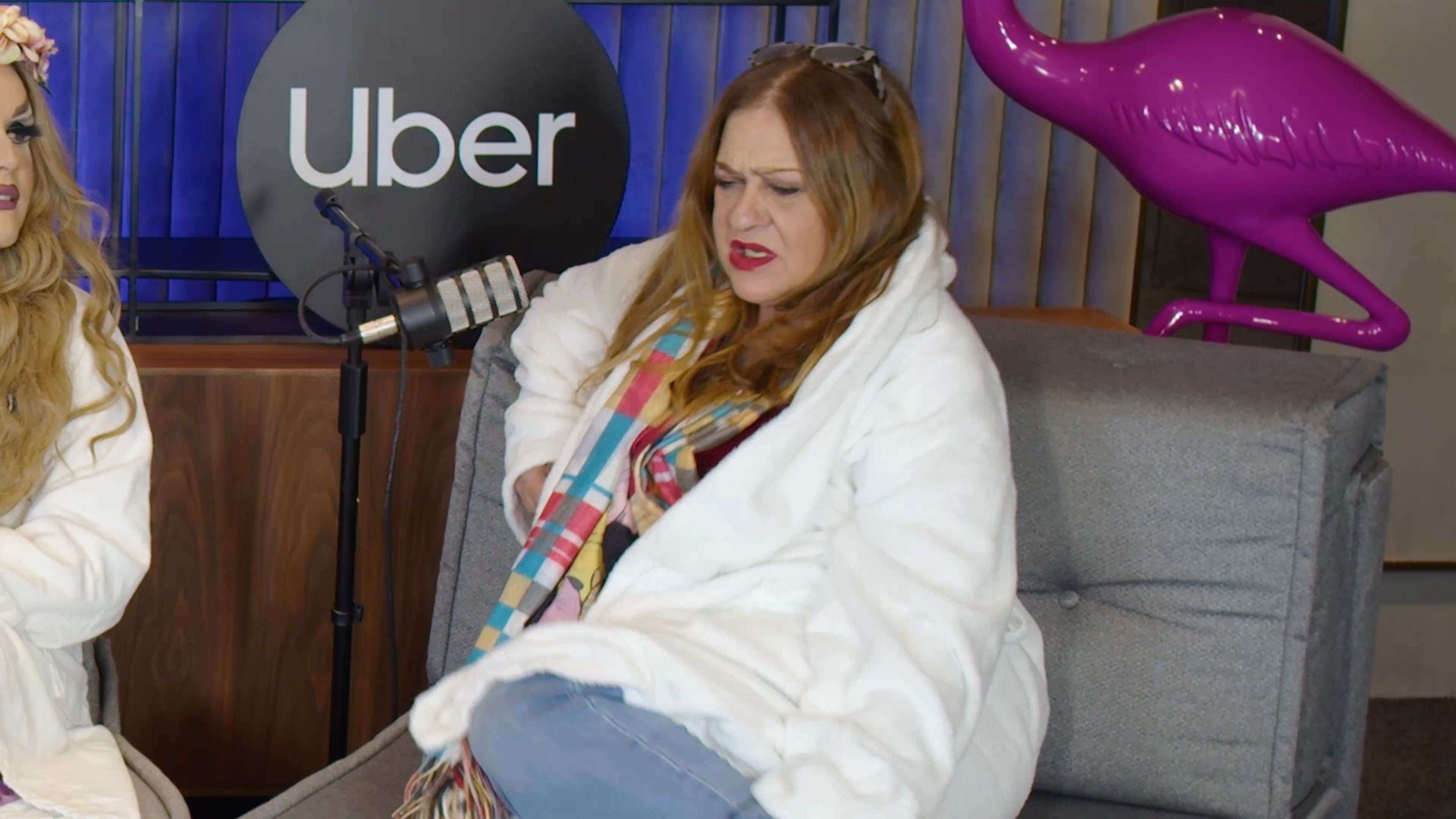 Τζ. Ευείδη: «Μου έχουν γράψει ότι κάνω σεξ με σκυλιά»