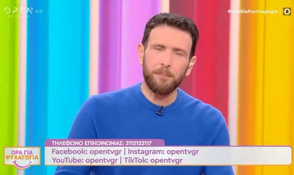 Θανάσης Πάτρας για Δέσποινα Βανδή και περιπολικό: «Το βίντεο το τραβάει αυτός που της κάνει την επικοινωνία; Γιατί το ανεβάζεις;»