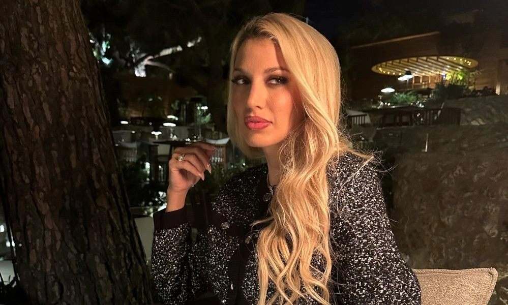 Κωνσταντίνα Σπυροπούλου: Υπέρλαμπρη σε βραδινή της έξοδο στο Ντουμπάι