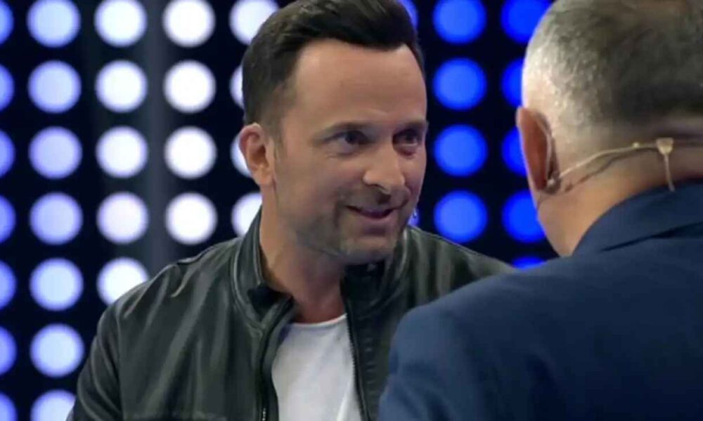 «Η Ελλάδα ψηφίζει»: Ο Γιώργος Λιανός… εισέβαλε στο πλατό
