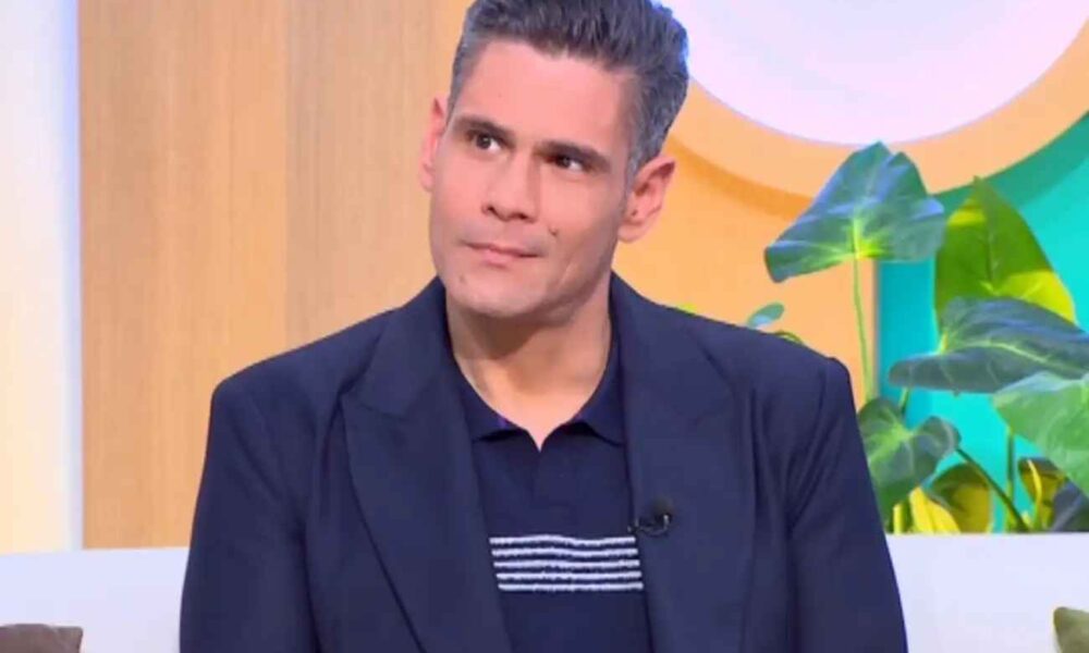 Δημήτρης Ουγγαρέζος: «Πηγαίνω στη θυρίδα που έχω τα πράγματά της και μυρίζω τη μαμά μου»