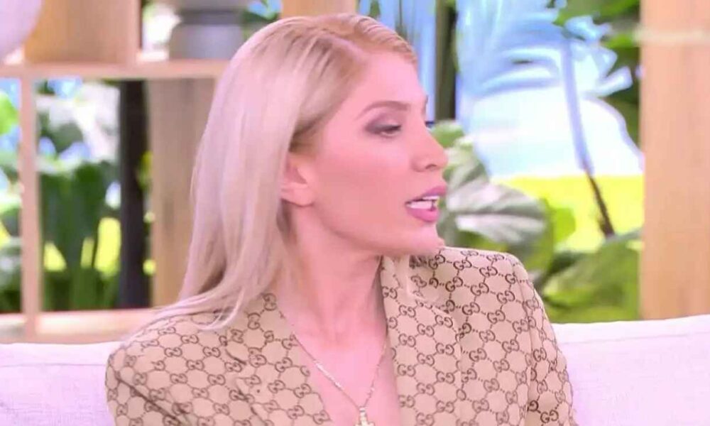 Σοφία Δανέζη: «Μου κάνει εντύπωση που δεν έχω τραγουδήσει σε μεγάλα μαγαζιά στην Αθήνα»