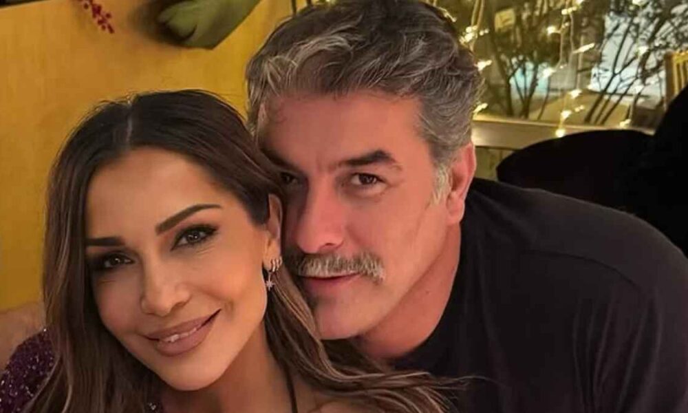 Βασίλης Μπισμπίκης: «Θέλω να κάνω κάτι με τη Δέσποινα στο θέατρο, το έχω βρει και θα την σκηνοθετήσω»