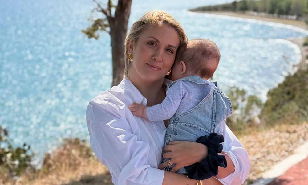 Φωτεινή Πετρογιάννη: Η τρυφερή ανάρτηση με το γιο της